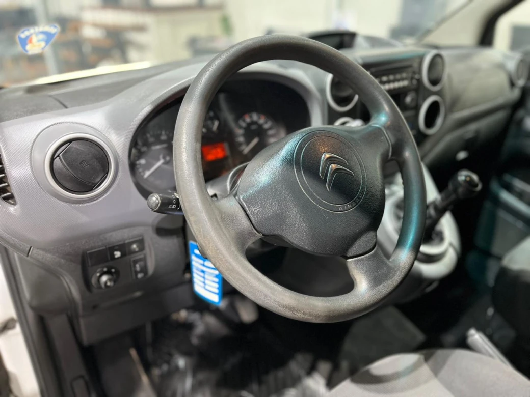 imagen 0 de vehiculo con id 2243